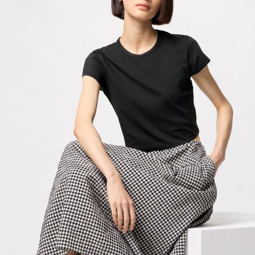 Bundle of 3 Uniqlo AIRism Soft Cropped T-Shirts - Sz M - White, Navy, Black NWT!